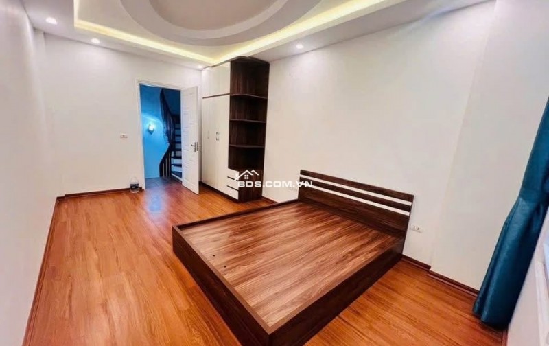SIÊU PHẨM NHÀ MỚI LONG BIÊN – 5 TẦNG FULL NỘI THẤT – CHỈ VIỆC XÁCH VALI VỀ Ở!